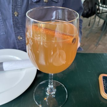 Four Dogs Tavern - Hot cider with spiced rum - American Near Me - West Chester, Pennsylvania Four Dogs Tavern - Hot cider with spiced rum - American Near Me - West Chester, Pennsylvania