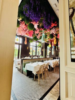 Annabelle Brasserie by null