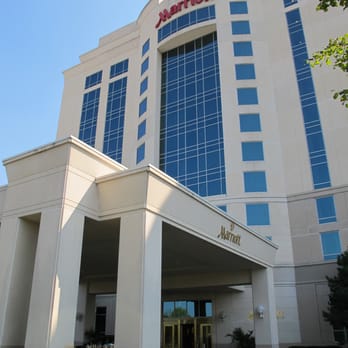 Marriott Indianapolis North - Entrance - Hotels Near Me - Indianapolis, Indiana