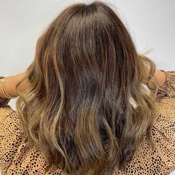 Blunt Blonde Salon - Hair Salons Near Me - Miami, Florida
