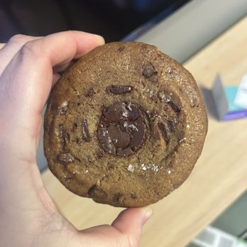 Hart Bageri - Chocolate Chip Cookie, not too sweet - Bakeries Near Me - Copenhagen, 84