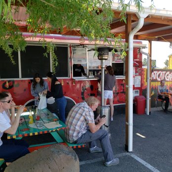 El Fat Cat Grill - El Fat Cat. Great food, great prices. The wife wanted a snack and asked to go to Taco Time...so I brought her here. - Burgers Near Me - Kennewick, Washington
