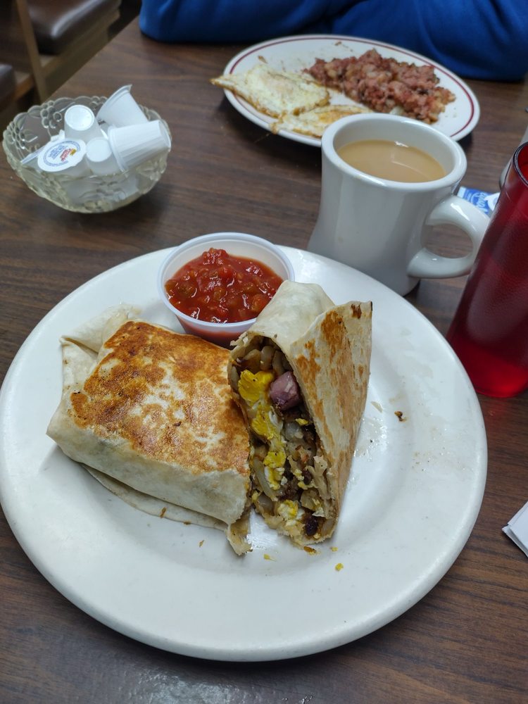 MOUNT UNION DINER Updated October 2024 2300 S Union Ave, Alliance