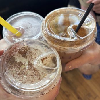 Whirlwind Coffee Company - Coffee Roasteries Near Me - Oak Park, Illinois