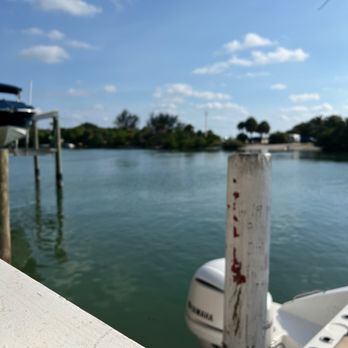 Pop's Sunset Grill - The view - Seafood Near Me - Nokomis, Florida