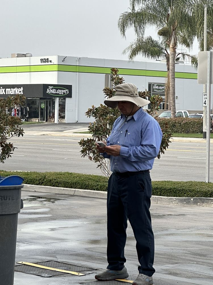 BIG A AUTO WASH Updated July 2024 14 Photos & 49 Reviews 1044 W