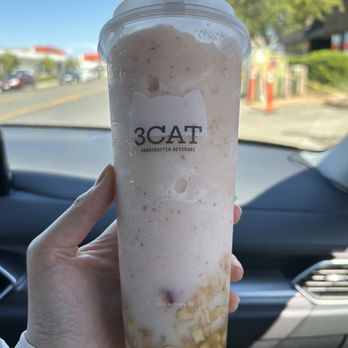 3CAT Handcrafted Beverage - Seasonal peach smoothie - Bubble Tea Near Me - San Diego, California 3CAT Handcrafted Beverage - Seasonal peach smoothie - Bubble Tea Near Me - San Diego, California
