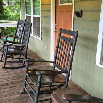 Virginia's Cottage - Vacation Rentals Near Me - Bryson City, North Carolina Virginia's Cottage - Vacation Rentals Near Me - Bryson City, North Carolina