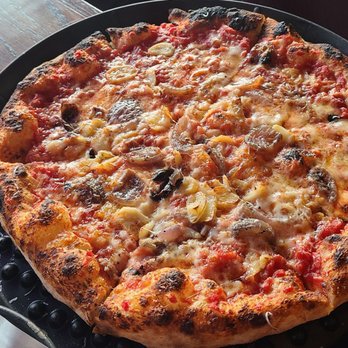 Hudson 303 Sport Cafe - Sausage with hot honey pizza - Pizza Near Me - Tappan, New York