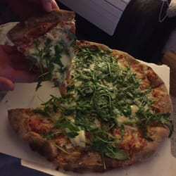 Fontana Di Trevi II - Nr 32 on whole grain dough!