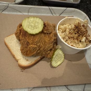 Grace Meat + Three - Fried Chicken & Mac & Cheese - Southern Near Me - St Louis, Missouri Grace Meat + Three - Fried Chicken & Mac & Cheese - Southern Near Me - St Louis, Missouri