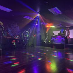 EDEN Nightclub & Lounge - Dance floor