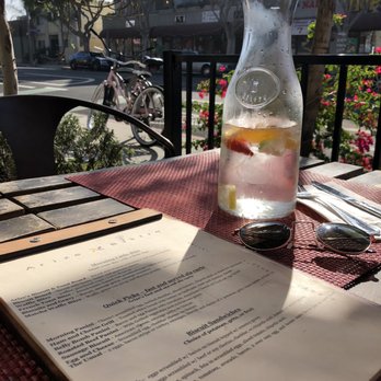 Arize Bistro - Ambiance on the patio - Breakfast & Brunch Near Me - Long Beach, California Arize Bistro - Ambiance on the patio - Breakfast & Brunch Near Me - Long Beach, California