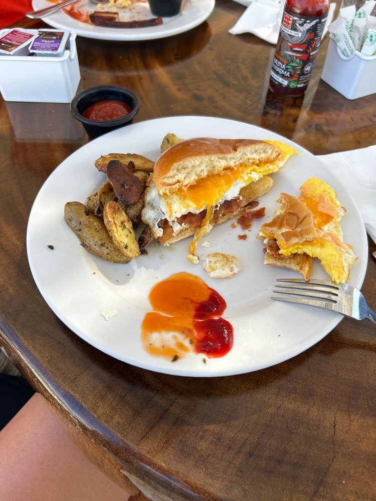 MAUKA BAR AND GRILL 10 Photos 69600 Waikōloa Beach Dr, Kamuela