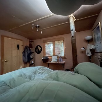 Sven's Basecamp Hostel - Hostels Near Me - Fairbanks, Alaska Sven's Basecamp Hostel - Hostels Near Me - Fairbanks, Alaska