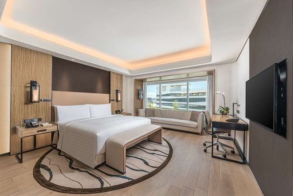 Conrad Manila by null