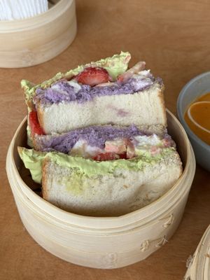 Vuji Cafe & Catering by null