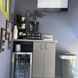 Cali Kids Dental - Lobby coffee bar