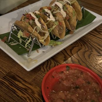 El Torito - Happy hour mini tacos - Mexican Near Me - Pasadena, California El Torito - Happy hour mini tacos - Mexican Near Me - Pasadena, California