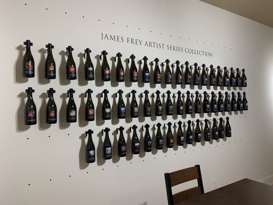 Trisaetum Winery by null