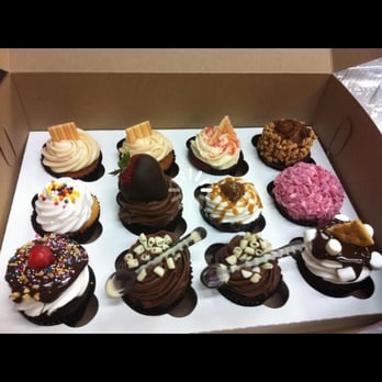Divine Delicacies Custom Cakes - The latest addition to their menu, DELICIOUS gorgeous cupcakes! - Custom Cakes Near Me - Miami, Florida Divine Delicacies Custom Cakes - The latest addition to their menu, DELICIOUS gorgeous cupcakes! - Custom Cakes Near Me - Miami, Florida