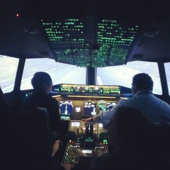 uFly Simulator - Safe Landing - Flight Instruction Near Me - Mississauga, Ontario