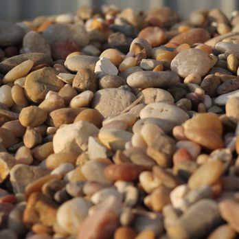 Straight Line Fence - Alabama Sunset Decorative Gravel - Home & Garden Near Me - Clarksville, Tennessee Straight Line Fence - Alabama Sunset Decorative Gravel - Home & Garden Near Me - Clarksville, Tennessee