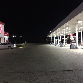 Circle K - Vacuum at end and a RedBox - Convenience Stores Near Me - Troy, Ohio