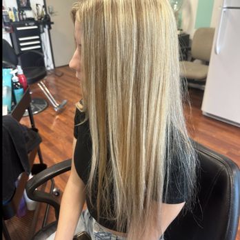 Twisted Scissors - Hair Salons Near Me - Apple Valley, California Twisted Scissors - Hair Salons Near Me - Apple Valley, California