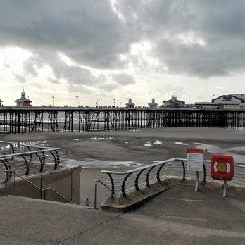North Pier - Landmarks & Historical Buildings Near Me - Blackpool, LAN North Pier - Landmarks & Historical Buildings Near Me - Blackpool, LAN