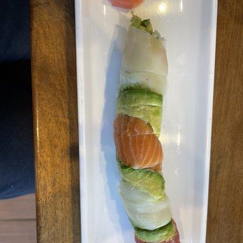 Sora - Rainbow roll - Sushi Bars Near Me - Detroit, Michigan