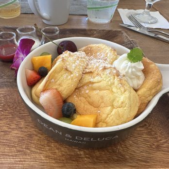 Waikiki Leia - Soufflé Pancakes - Wedding Chapels Near Me - Honolulu, Hawaii Waikiki Leia - Soufflé Pancakes - Wedding Chapels Near Me - Honolulu, Hawaii