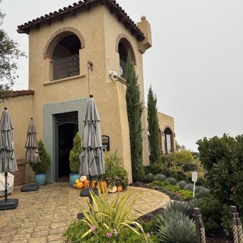 DAOU Vineyards - Wineries Near Me - Paso Robles, California