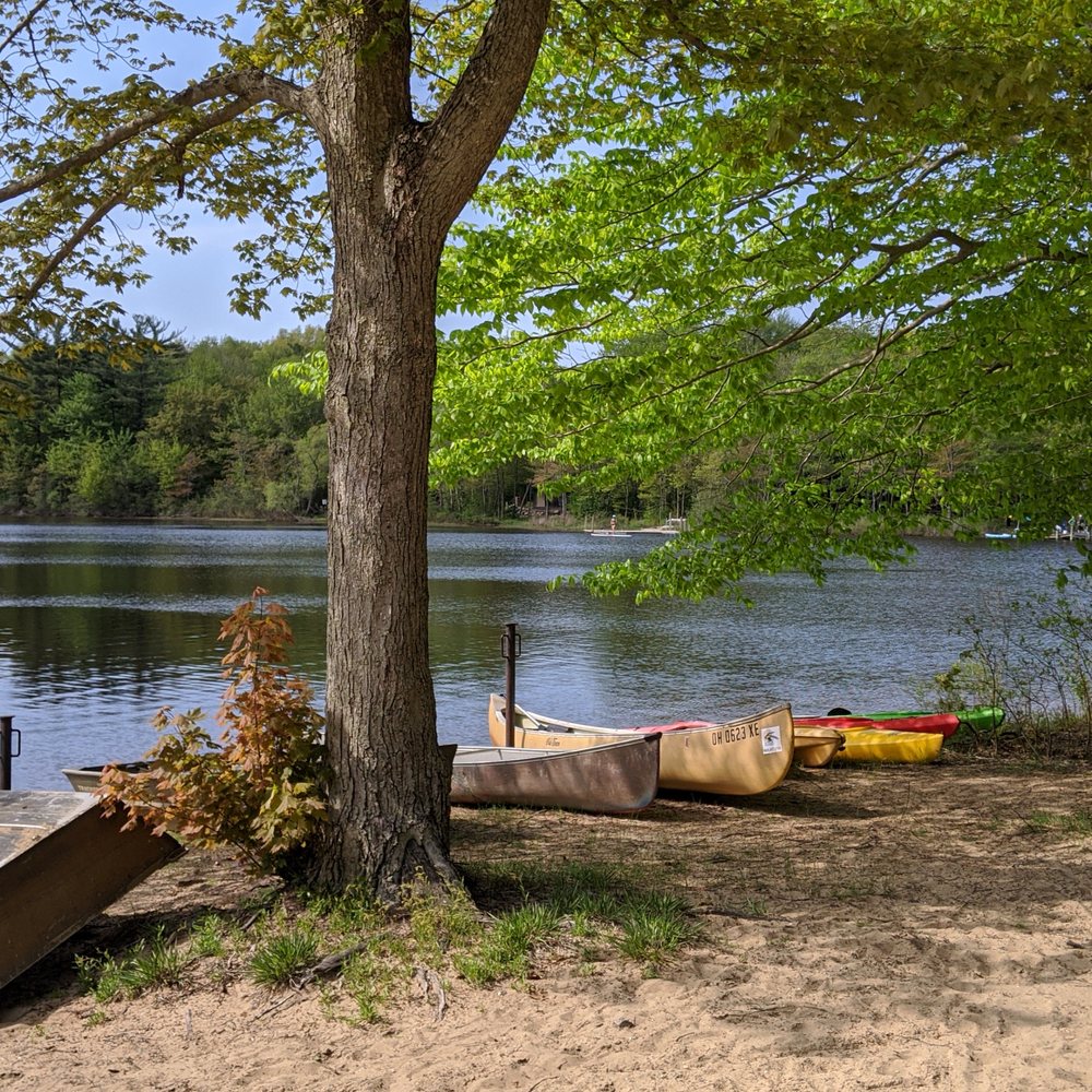 Goshorn Lake Resort - Resorts Near Me - Saugatuck, Michigan Goshorn Lake Resort - Resorts Near Me - Saugatuck, Michigan