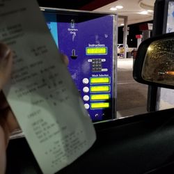 28th Street Citgo - Out of order ...but they'll still sell you a car wash!!