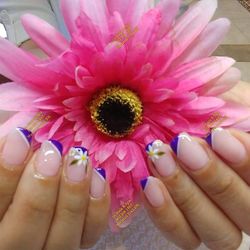 Do Nails & Spa