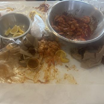 Cali Licious Crab And Brews - Seafood Near Me - Santa Ana, California