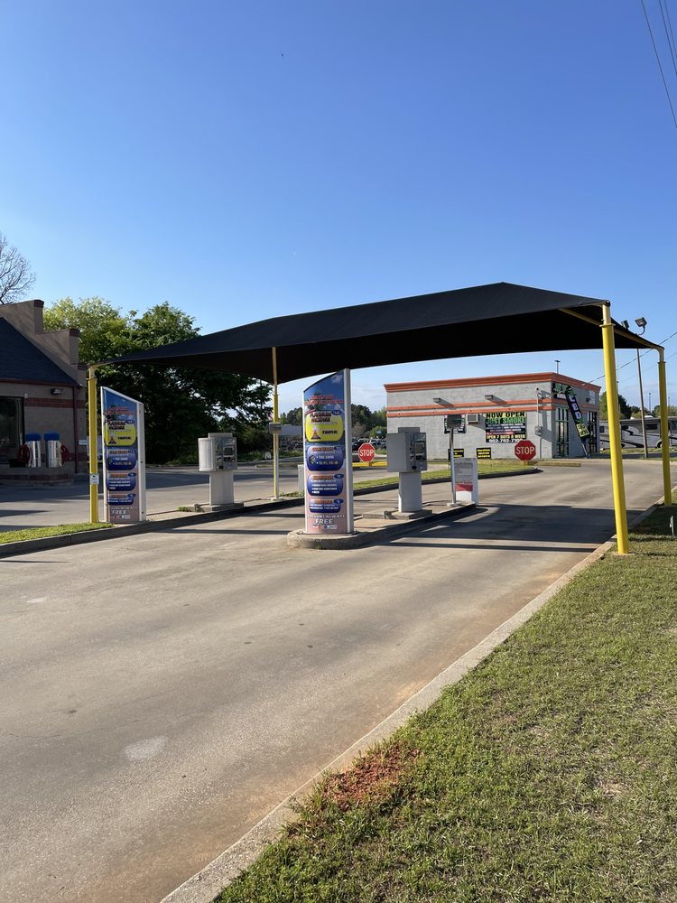 Squeaky Clean Express Wash