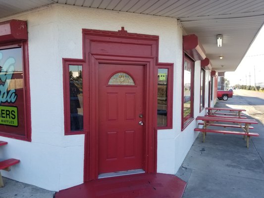 Big Poppa Burgers Chicken & Waffles by null