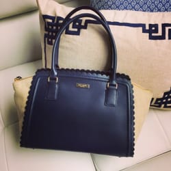 kate spade new york outlet - Perfect gift for mom :) yay Labor Day sales