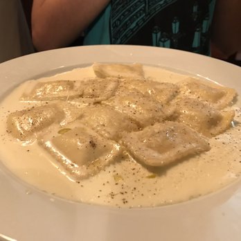 Tutto Pasta - Pear Ravioli - Italian Near Me - Miami, Florida Tutto Pasta - Pear Ravioli - Italian Near Me - Miami, Florida