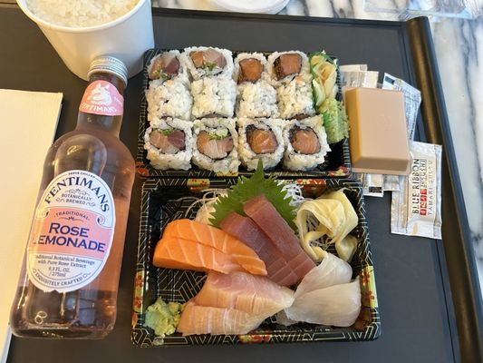 Blue Ribbon Sushi Bar at Hudson Eats by null