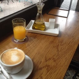 Miga - Esperando al mollete de antequera.. - drink - Bakeries Near Me - Madrid, M