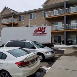 Dakota Moving - Moving an apartment.