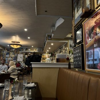 Ophelia's Pizza + Bar - Interior - Pizza Near Me - Nashville, Tennessee