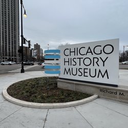 Chicago History Museum - Exterior sign