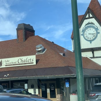 Lake Arrowhead Chalets - Check-in is on the UPPER LEVEL, under the Lake Arrowhead Village clock tower, across From Stater Bros Markets. - Vacation Rentals Near Me - Lake Arrowhead, California