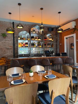 Boni and Mott by null