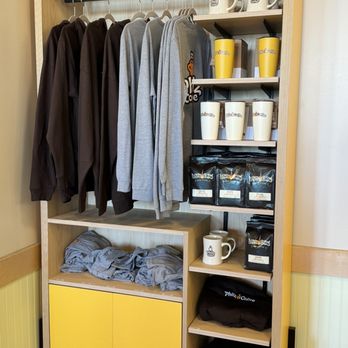 Philz Coffee - Coffee & Tea Near Me - Torrance, California