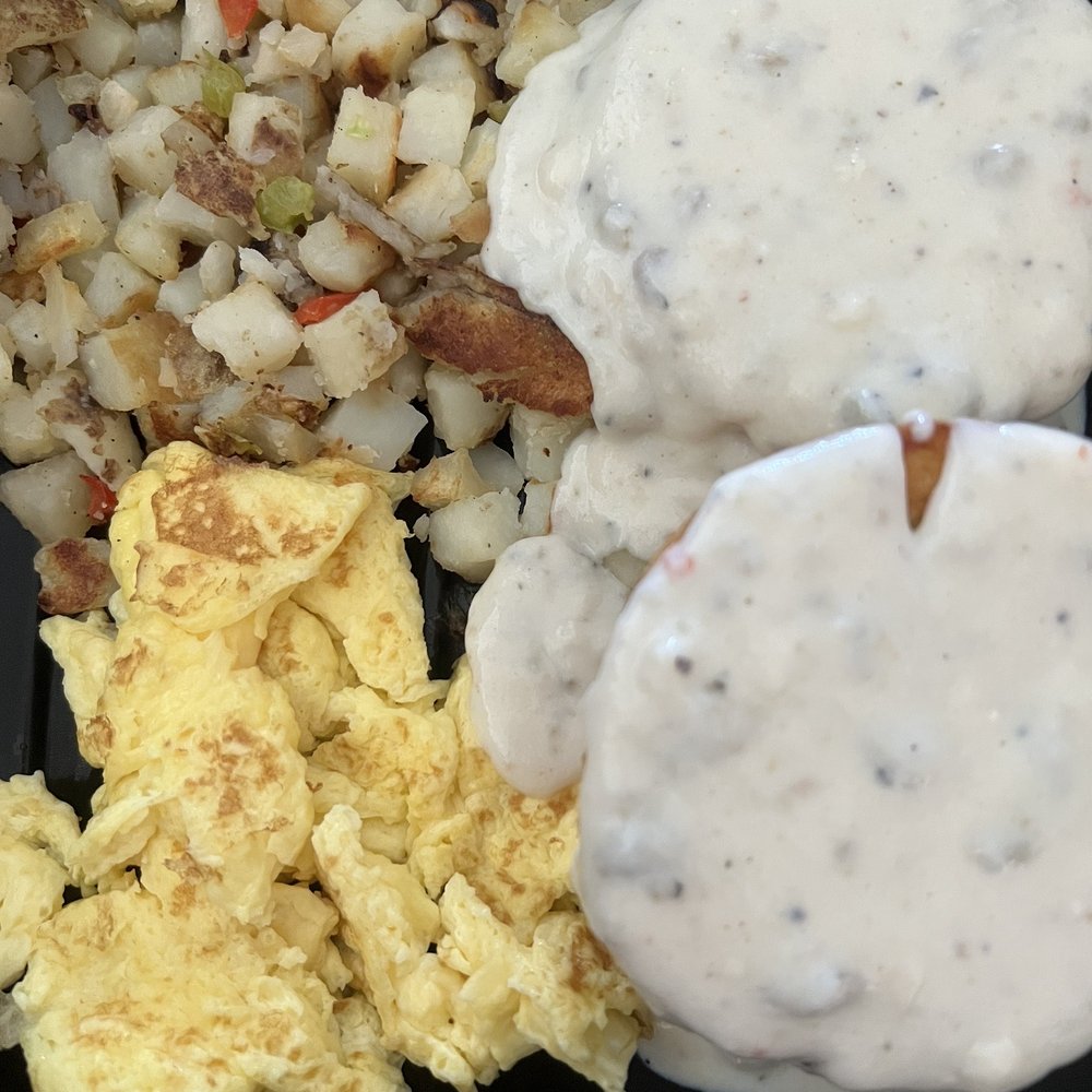 Over Easy - Paradise Valley - Biscuit Gravy with eggs and potatoes O'Brien - Breakfast & Brunch Near Me - Phoenix, Arizona
